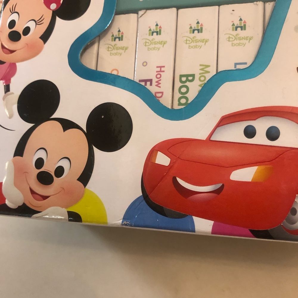 Disney Block Books - Picture 2 of 13